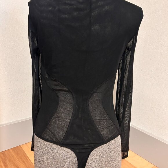 Guess Bodysuit, Size Large - Picture 2 of 4